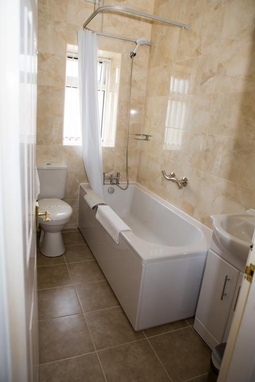 オールダム Oak House Bb Bed & Breakfast エクステリア 写真