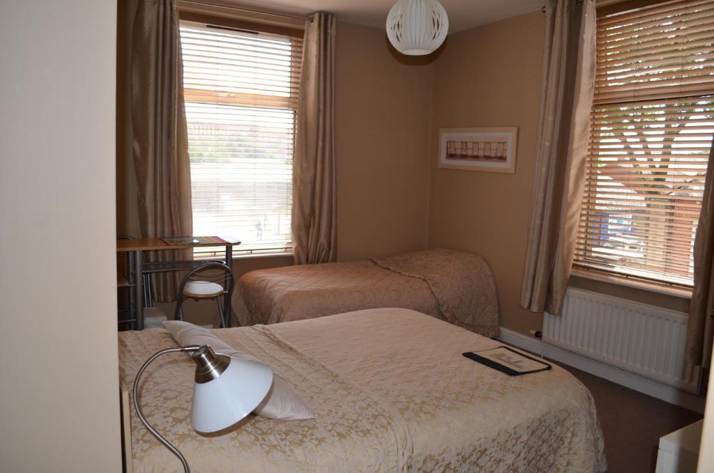 オールダム Oak House Bb Bed & Breakfast 部屋 写真